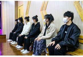 www.骚逼网站"北音附中高三表演专业阶段性考试"